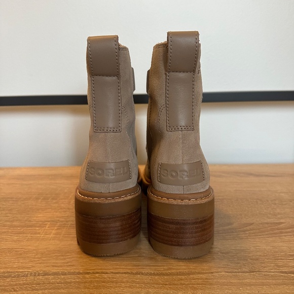 SOREL Joan Now Lace, Omega Taupe, Size 8 - Picture 4 of 10